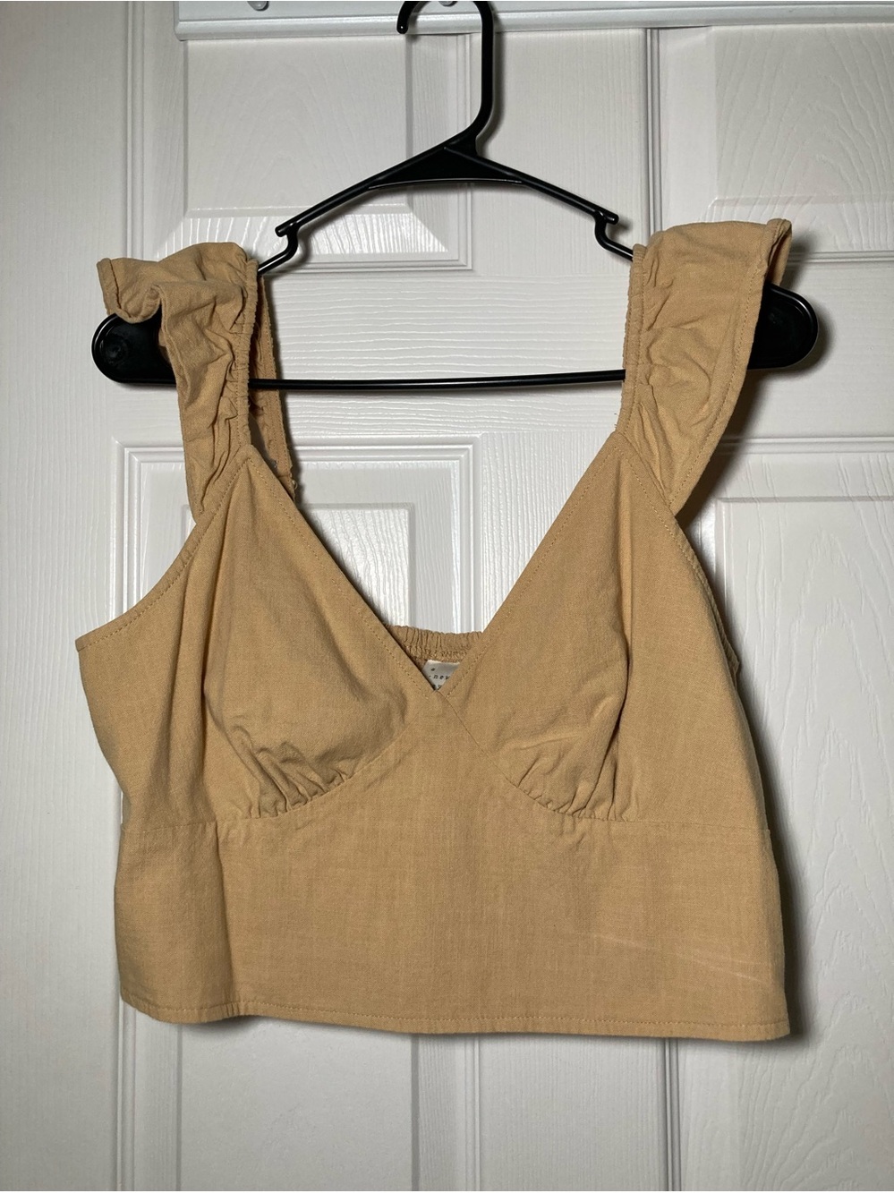 Beige Ruffle Strap Crop Tank Sz M
